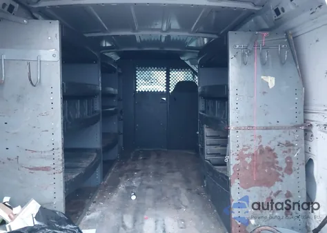 2005 Ford E-250 Commercial/Recreational z USA, uszkodzony, nr VIN 1FTNE24L25HA34392